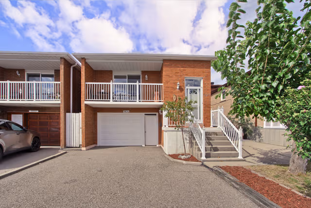 7431 Sigsbee Dr. Mississauga On L4t 3s5