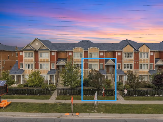 3975 Eglinton Ave. W 16 Mississauga On L5m 0e7