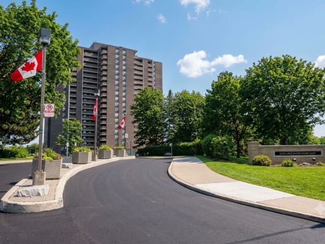 1535 Lakeshore Rd. E 1704 Mississauga On L5e 3e2