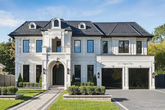 517 Stafford Dr. Oakville On L6l 4m4
