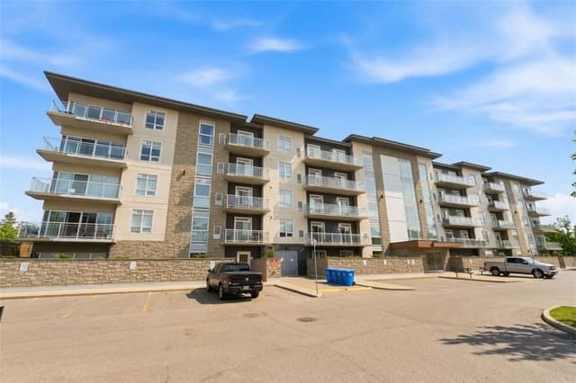 16 Markle Cres. 413 Hamilton On L9g 0h4