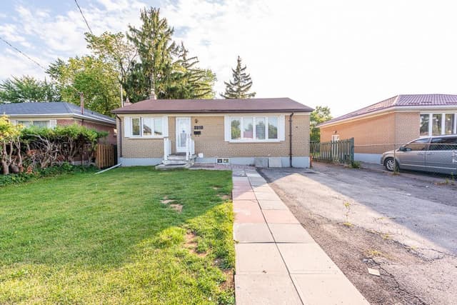 7150 Minotola Ave. Mississauga On L4t 2t1