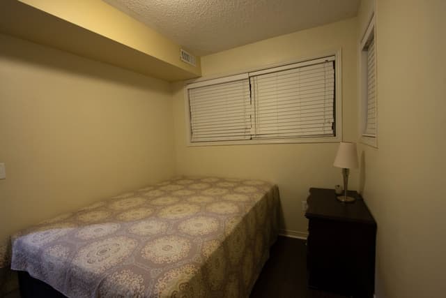 111 Bristol Rd. 109 Mississauga On L4z 3p6
