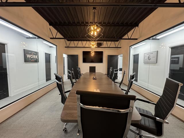 156 Parkdale Ave. N Office #3 Hamilton On L8h 5x2