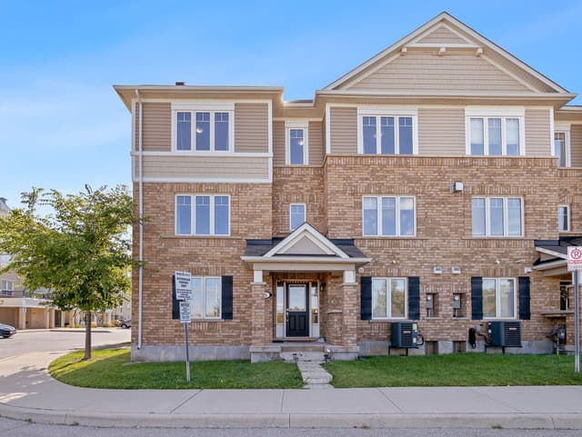 1025 Nadalin Heights 1 Milton On L9t 8r3