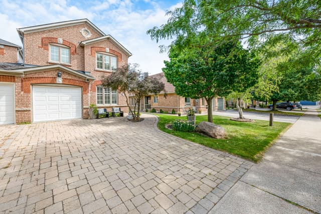 4013 Jarvis Cres. Burlington On L7m 4k4