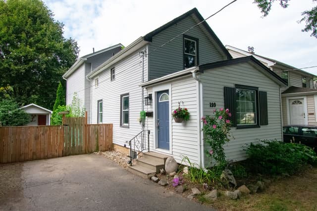 199 York St. St Catharines On L2r 6g3