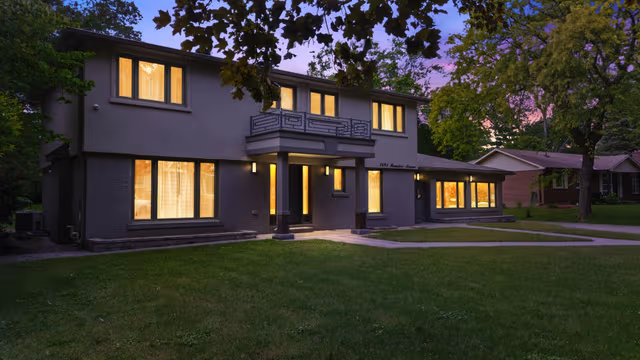 1481 Bunsden Ave. Mississauga On L5h 2b5