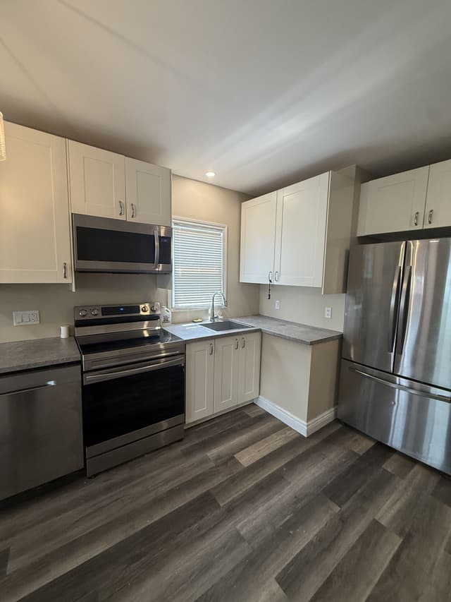 33 Concord Ave. St Catharines On L2m 5n5