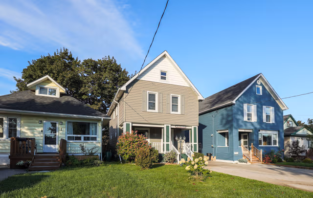3 Victoria St. St Catharines On L2s 2k8