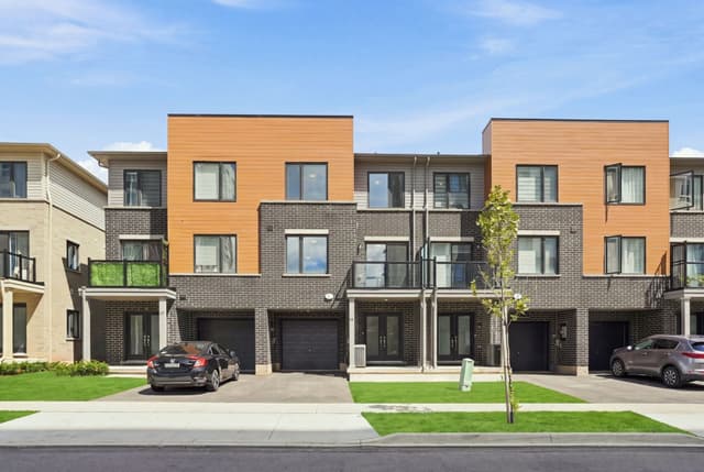 19 Roxanne Dr. 119 Hamilton On L8h 0b6