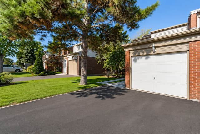 3446 Ash Row Cres. N Mississauga On L5l 1k4