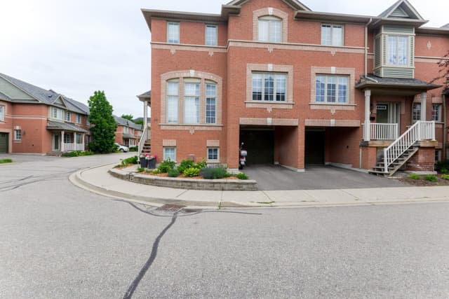 5031 East Mill Rd. 38 Mississauga On L5v 2m5