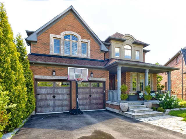 2380 Gladacres Ln. Oakville On L6m 0g4