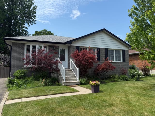 134 Wakefield Rd. Milton On L9t 2l9