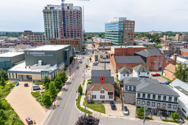 44 Carlisle St. St Catharines On L2r 4h4