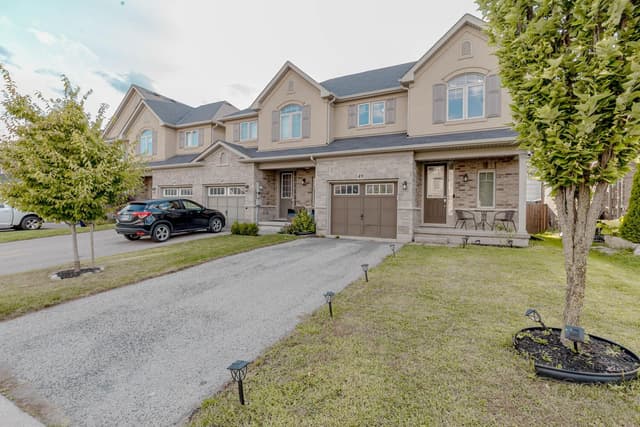 49 Sexton Cres. Hamilton On L9g 0e3