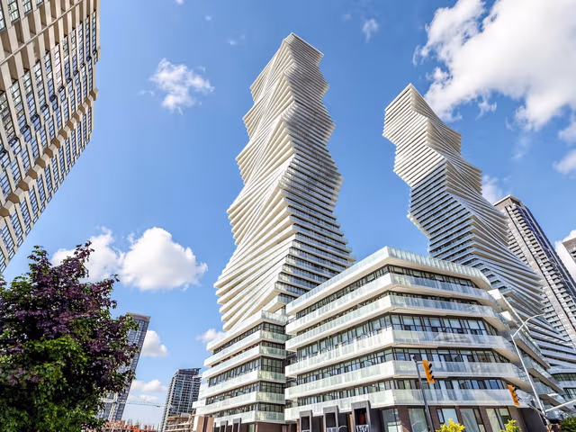 3883 Quartz Rd. 2107 Mississauga On L5b 0m4