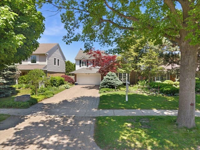 2491 Parmeer Dr. Mississauga On L5c 2y3
