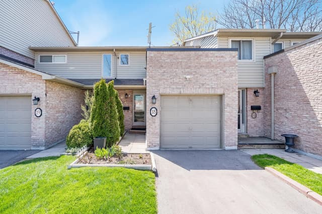 2075 Asta Dr. 18 Mississauga On L5a 2t5