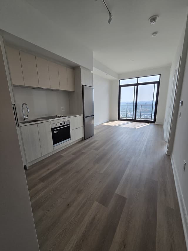 86 Dundas St. E 1715 Mississauga On L5a 0b1