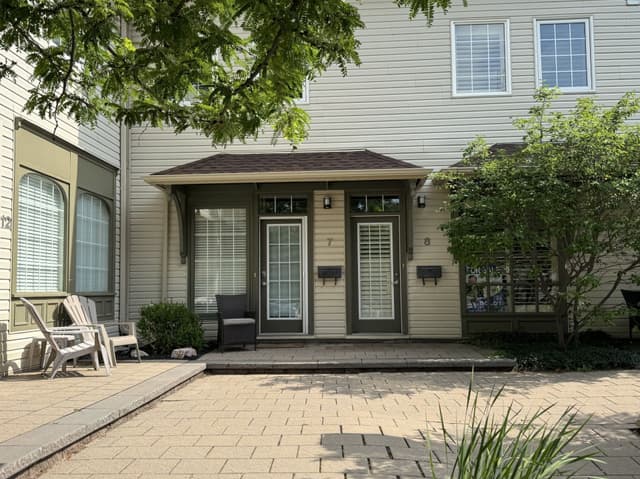 49 Ontario St. 8 Grimsby On L3m 3h2