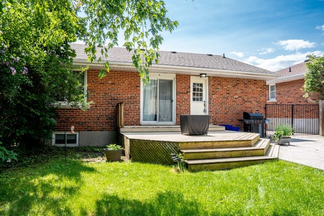 Basement - 2251 Joyce St. Burlington On L7r 2b6