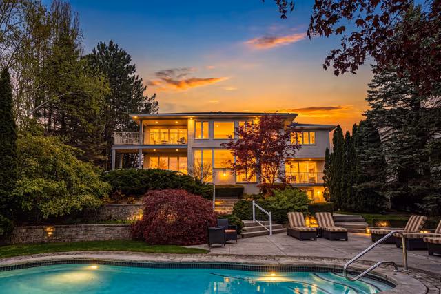 2 Anslow Ct. Hamilton On L9h 6z2