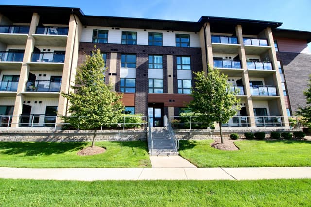 17 Kay Cres. 203 Guelph On N1l 0p1