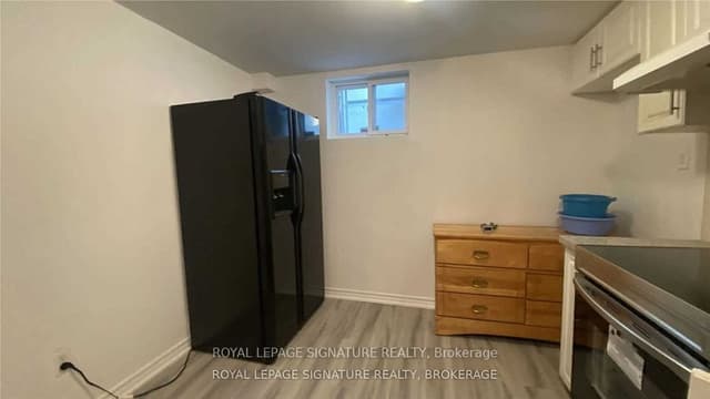 2063 Saxon Rd. Bsmt Oakville On L6l 2v1