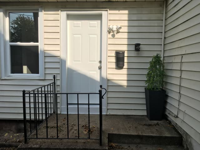 163 Welland Ave. Rear Unit St Catharines On L2r 2n9