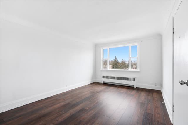 310 Speedvale Ave. E 6 Guelph On N1e 1n2