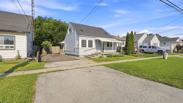 225 Grantham Ave. St Catharines On L2m 4z2