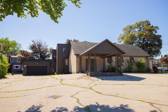1309 King St. E Hamilton On L8m 1h2