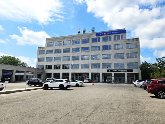 649 Scottsdale Dr. 205 Guelph On N1g 4t7