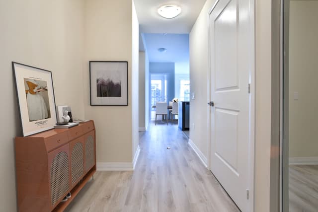 35 Watergarden Dr. 2014 Mississauga On L5r 0g8