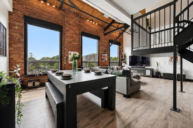 26 Ontario St. 324 Guelph On N1e 7k1