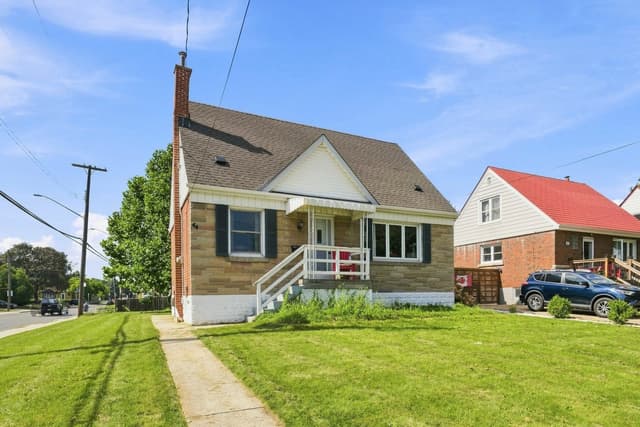 44 Green Meadow Rd. Hamilton On L8t 3j5