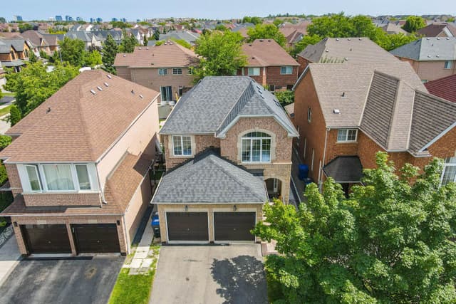 3152 Malham Gate Mississauga On L5m 6k9