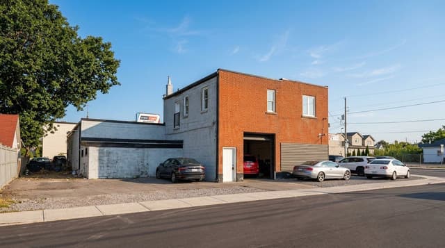 302 Queenston Rd. Hamilton On L8k 1h1