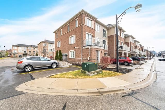 165 Hampshire Way 51 Milton On L9t 8m7