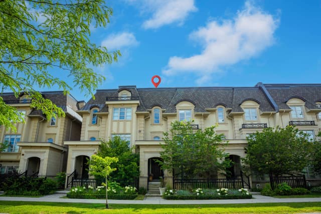 184 Dorval Dr. Oakville On L6k 0h3
