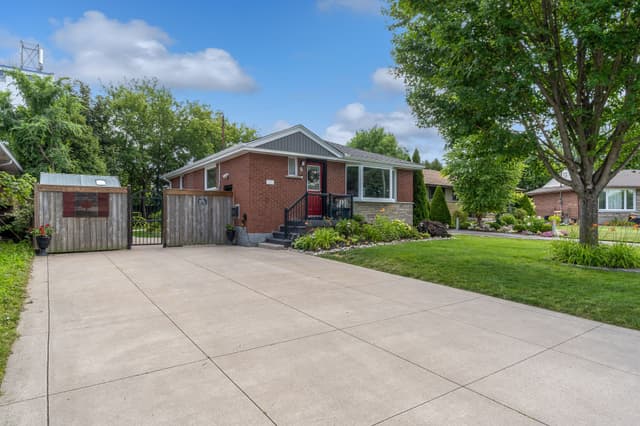 6 Beacon Ave. Hamilton On L8t 2n3