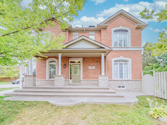 2507 Nichols Dr. Oakville On L6h 7a4