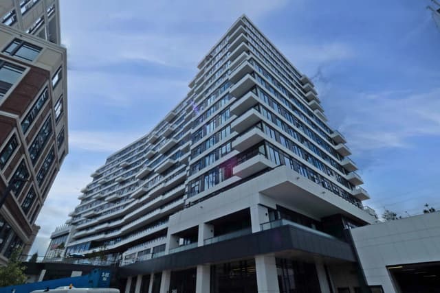 2485 Eglinton Ave. W 1221 Mississauga On L5m 2v8