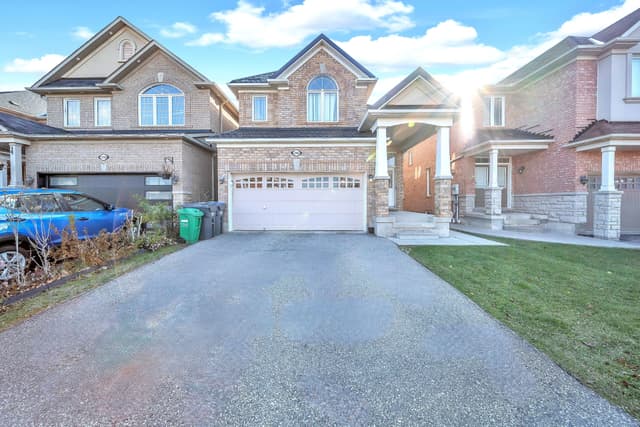 342 Panhellenic Dr. Mississauga On L5w 0b9
