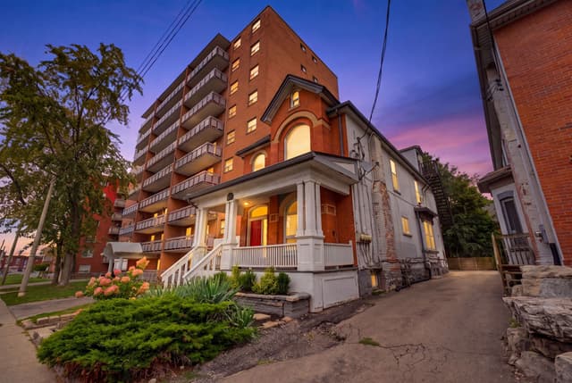 113 Wentworth St. S Hamilton On L8n 2y6