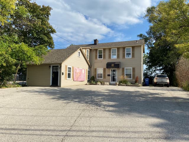 2108 Old Lakeshore Rd. Burlington On L7r 1a3