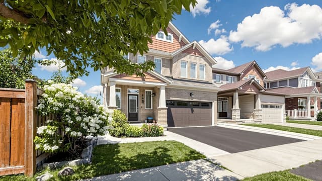 381 Gosford Cres. Milton On L9t 8g2