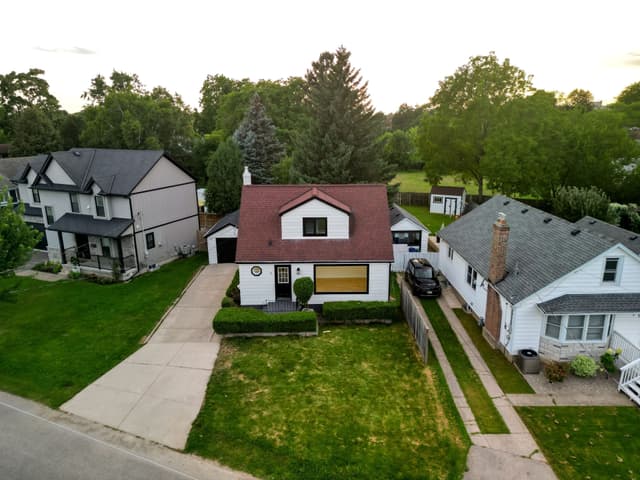 18 Jubilee Dr. St Catharines On L2m 4p8